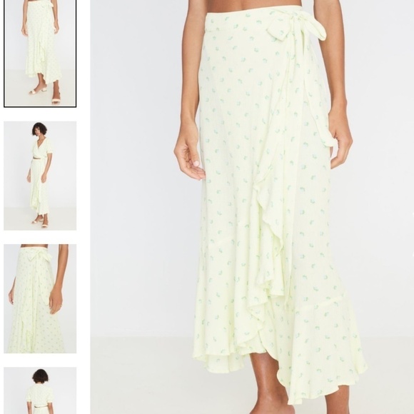 Faithfull the Brand Rare Aubrie Wrap Bow skirt in Bisset Yellow Aqua floral Sz S - Picture 4 of 16